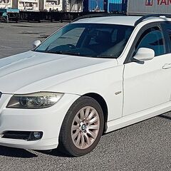 ★車検R6/11★BMW320Iツーリング★純正ナビ、ETC★黒...