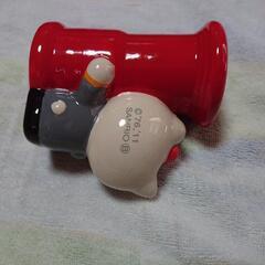 陶器キティ筒型ポストの画像