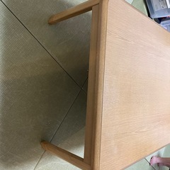 コタツテーブルの画像