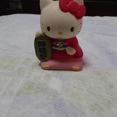 陶器？キティ縁結び貯金箱