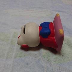 陶器？キティ縁結び貯金箱の画像