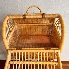 【お引き渡し者決定】【新品・未使用】ペット用キャリア　ワンチャン・猫ちゃん用　ラタンキャリアの画像