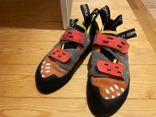 ラ・スポルティバ　クライミングシューズ