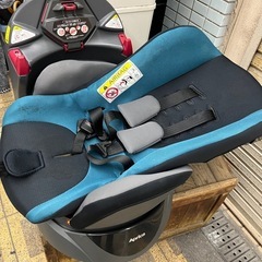 アップリカ ディアターン プラス プレミアム チャイルドシート フルフラット 新生児～ 回転の画像