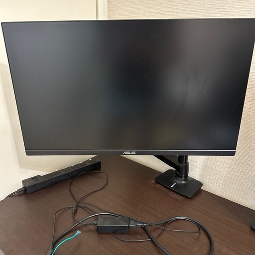 ASUS ゲーミングモニター　23.8インチ モニターアーム付き