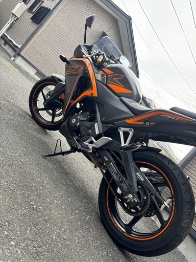 希少カラーCBR250R！