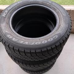 2018年製　195/65r15  スタッドレスタイヤ