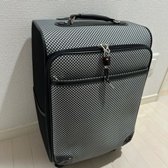 キャリーケース