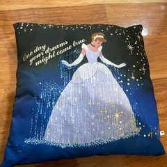 シンデレラスクエアクッション