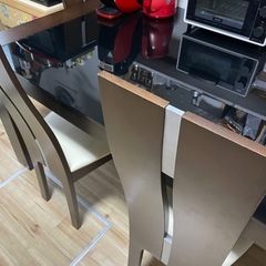 【売約済み】ガラス延長テーブル　ダイニングテーブル　椅子4脚の画像