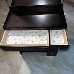 大収納ドレッサーの画像