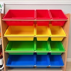 おもちゃ収納棚　トイザらス　収納
