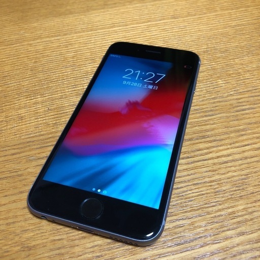 iPhone美品！サブ携帯にどうですか？