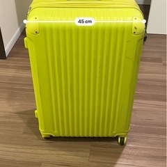 スーツケースの画像