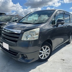 トヨタ　ノア　XLセレクション　4WD