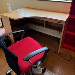 パソコン、勉強机