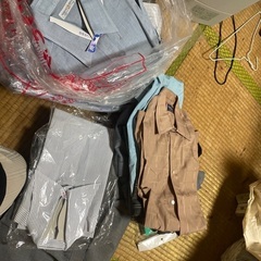紳士服/シャツがいっぱい入ったバッグ（状態良好/中古）