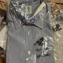 紳士服/シャツがいっぱい入ったバッグ（状態良好/中古）の画像