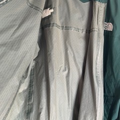 ノースフェイスナイロンパーカーの画像