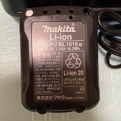 マキタ　バッテリー＆充電器　10.8vの画像