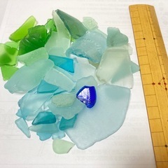 シーグラス　海ガラス　水色　緑　
