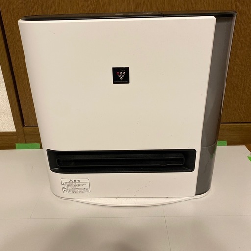 セラミックヒーター　SHARP 2022年製　空気清浄機能付き