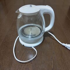 電気ケトル 1L ガラス製 あげます