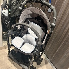 Combi ベビーカー　スゴカルa compactエッグショック