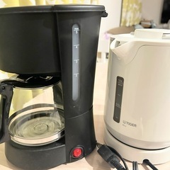 取引中★コーヒーメーカー&ケトル1ﾘｯﾄﾙ の2点セット