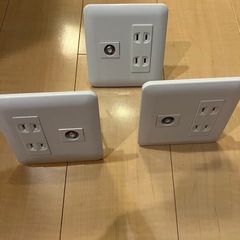 Panasonicダブルコンセント&TV 3個