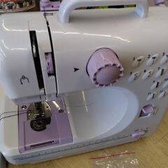 極上美品　ミシン　コンパクトミシン　裁縫の画像