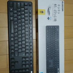 【お値下げしました】エレコム無線式キーボード　テンキー付き　TK...
