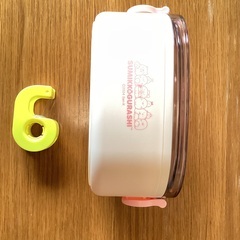 すみっコぐらし　保冷ポーチ付き弁当箱　未使用の画像