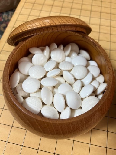 日本棋院囲碁セット（碁盤、碁石、笥、敷畳）