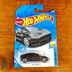 ホットウィール  テスラ モデル3