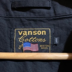 VANSON ベスト　Lの画像