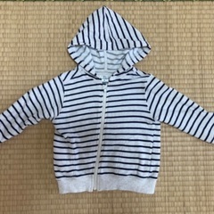 子ども服　100センチ　長袖・長ズボン・アウターの画像