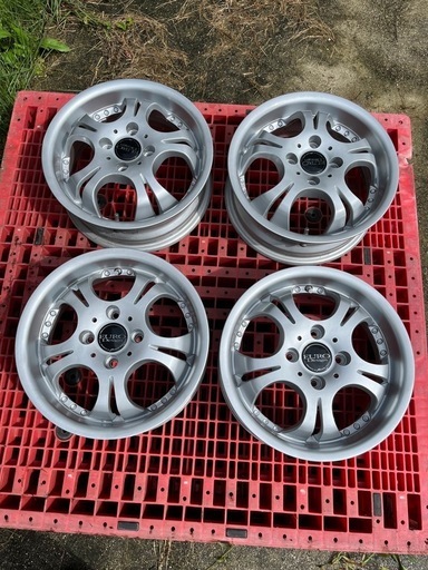 アルミホイール
売ります