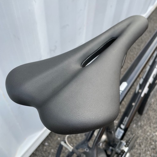 クロスバイク FX7.2 身長 175-186cm 定価6.5万円 2016