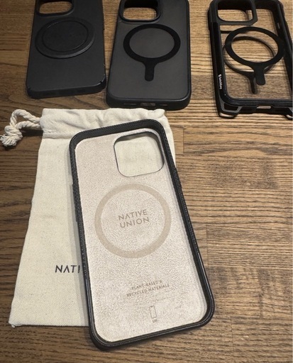 Native Union（ネイティブユニオン）(Re)Classic Case マグセーフ対応で内蔵マグネット付き　その他　ケース月　iPhone13PRO