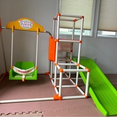 子ども用ジャングルジム