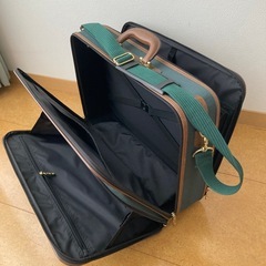 ビジネスバッグ　EVER NEEDの画像