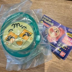 ガチャガチャ アンパンマンライトブレス⭐︎5 メロンパンナ