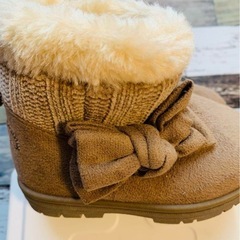 ブーツ　スニーカー　女の子　リボン　　13㎝　ベビーキッズ　女の子　新品の画像