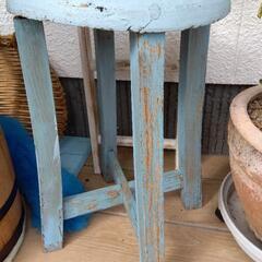 雰囲気のある椅子　ハンドメイド作品　ガーデニングにも