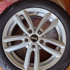MINI スタッドレスタイヤ/ホイール4本セット(195/55R16)の画像