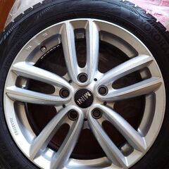 MINI スタッドレスタイヤ/ホイール4本セット(195/55R16)の画像