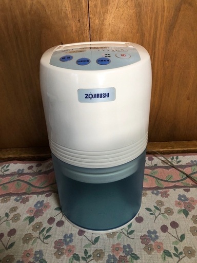 象印　除湿機 水とり名人 RV-BX60 03年製 新品フィルター付 象印 除湿機 水とり名人 RV-BX60 03年製 新品フィルター付 - 加湿器