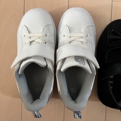 スニーカー &パンプス 19㎝の画像