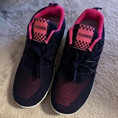 ランニングシューズ